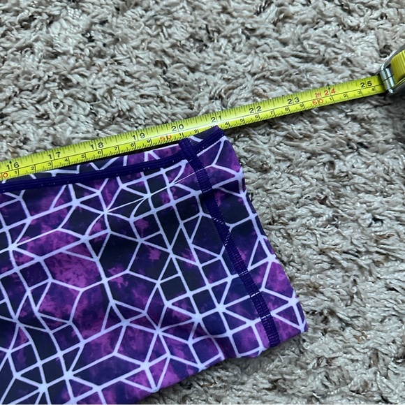 Avocado Purple Space Geometric‎ Capri Leggings Women’s Size Medium/Large Workout - Picture 16 of 16